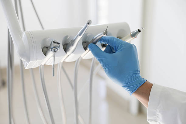 Professional Dental Veneers technician working in Wheaton, IL
